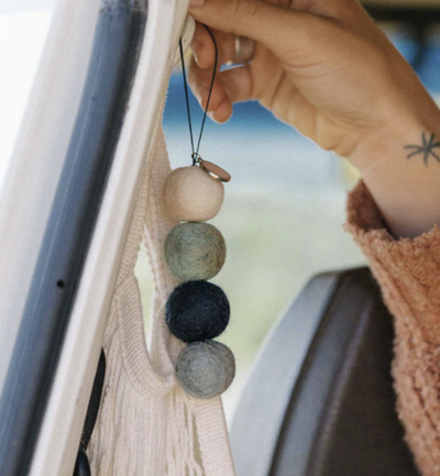 Cove Smelly Balls Set